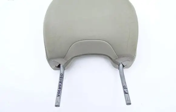 Volvo XC90 Front seat headrest 