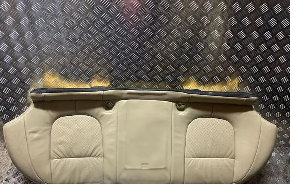 Jaguar XF X250 Rear seat 