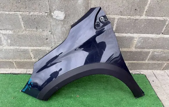 Peugeot 2008 I Fender 