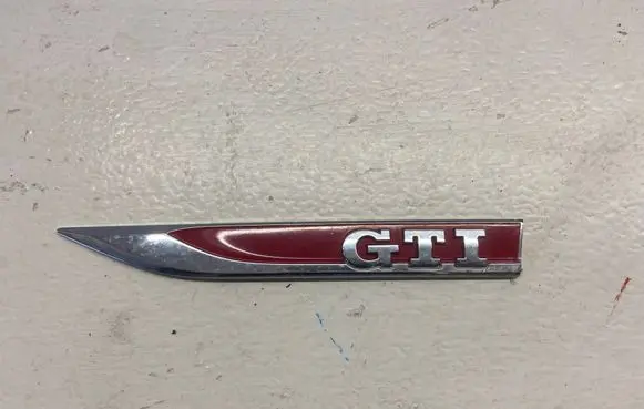 Volkswagen Golf VII Fender model badge letters 5g0853688l