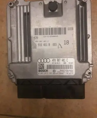 Audi Q7 4L Engine control unit/module 0281013193 4F0907401C 4F1910401B