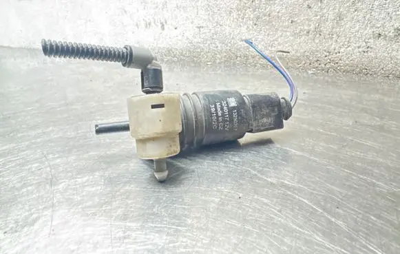 Opel Insignia A Windscreen/windshield washer pump 13250357 3240117 9710722