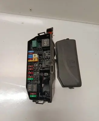 Skoda Kamiq Fuse box set 2Q0927165A