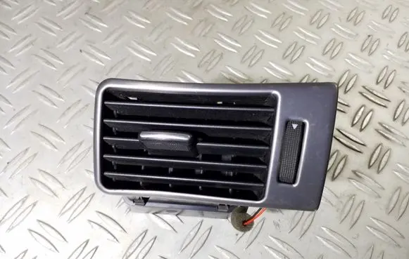Audi A6 S6 C5 4B Dashboard side air vent grill/cover trim 4B1820901