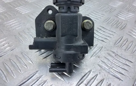 Citroen C5 Turbo solenoid valve 9635704380 0928400414