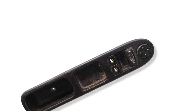 Peugeot 307 Electric window control switch 96351622XT