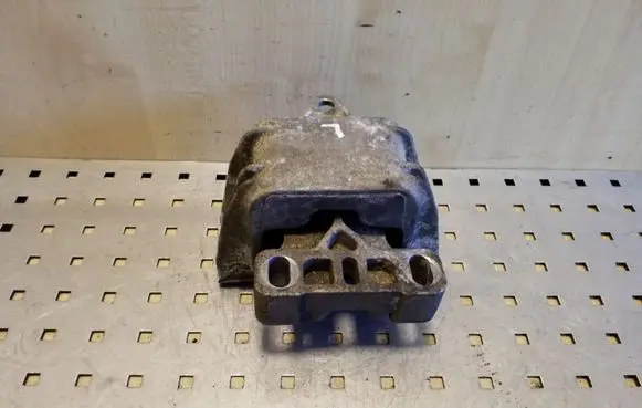Audi A3 S3 8L Gearbox mount 1J0199555