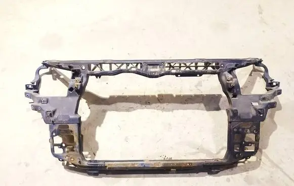 Hyundai Santa Fe Radiator support slam panel