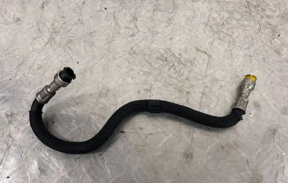 BMW X5M E70 Fuel line/pipe/hose 