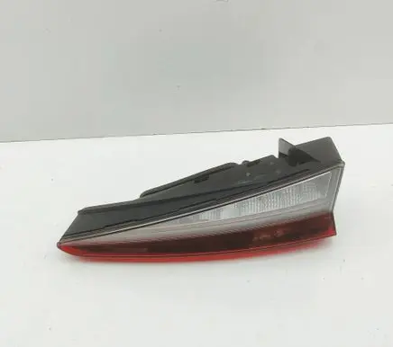 Skoda Elroq Tailgate rear/tail lights 5LJ945307A
