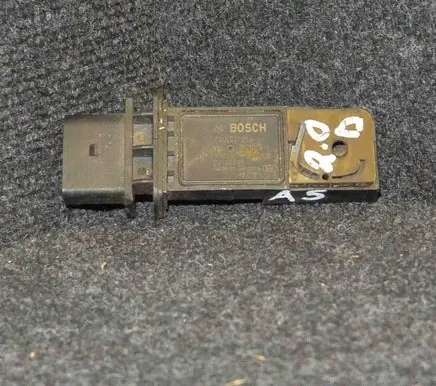 Volkswagen Golf VI Mass air flow meter F00C2G7316