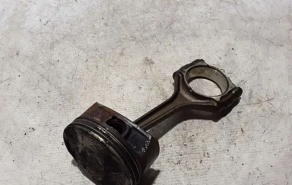 Chrysler Pacifica Piston with connecting rod 68223459AD