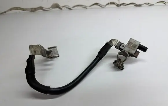 Volkswagen PASSAT B8 Negative earth cable (battery) 5Q0915181G