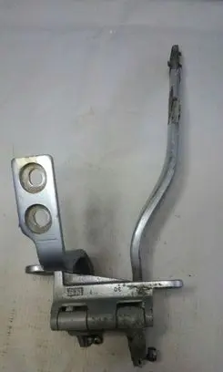 Volkswagen Touareg I Tailgate/trunk/boot hinge 7L6827301C