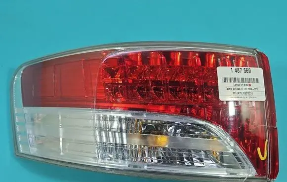Toyota Avensis T270 Rear/tail lights IMPRK1487569