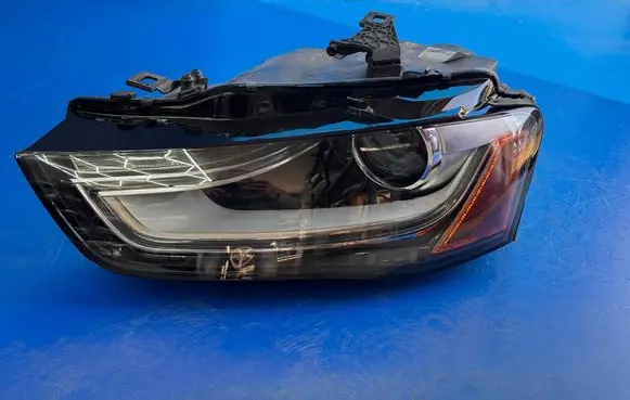 Audi A4 S4 B8 8K Headlight/headlamp 8K0941005E