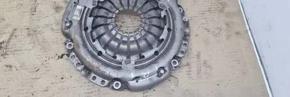 Dacia Logan I Pressure plate 8200527569