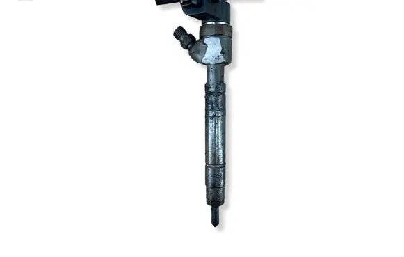 Mercedes-Benz Vito Viano W638 Fuel injector 0445110202
