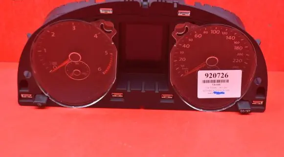 Volkswagen PASSAT B6 Speedometer (instrument cluster) 3C0920871T