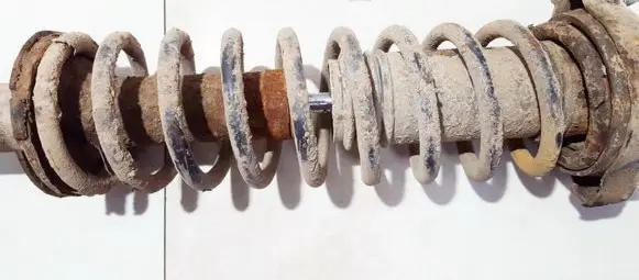 Mitsubishi Carisma Rear coil spring