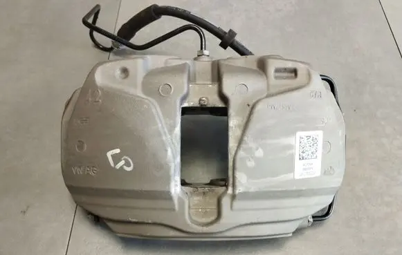 Audi A4 S4 B9 8W Front brake caliper 8W05FN