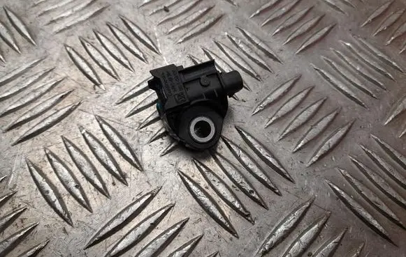 BMW 5 G60 Airbag deployment crash/impact sensor 9496819
