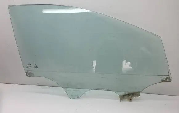 KIA Sportage Front door window glass four-door