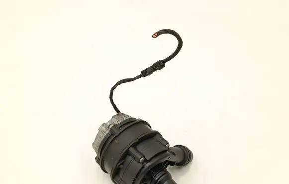 BMW 3 F30 F35 F31 Electric auxiliary coolant/water pump 8637953 0392024062 20180915