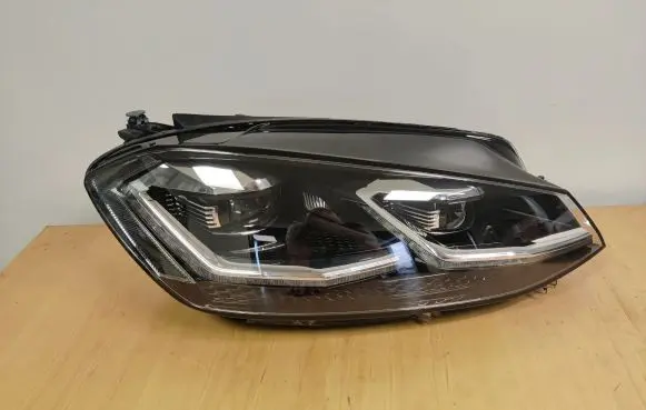 Volkswagen Golf VII Headlight/headlamp 5G1941060