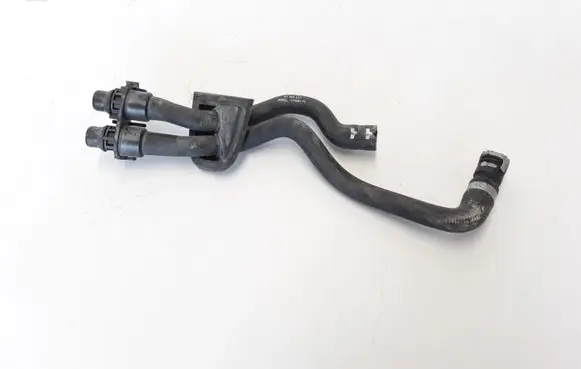 Volvo V70 Engine coolant pipe/hose 31368257