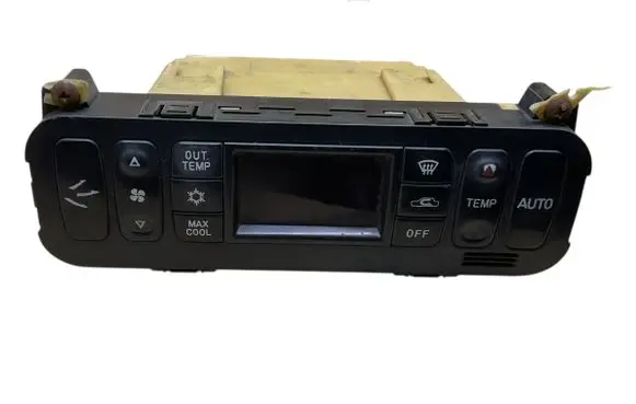 Mitsubishi Galant Climate control unit CAA502A029