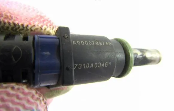 Mercedes-Benz B W245 Fuel injector A0000788749