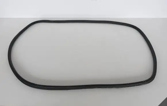 Porsche Cayenne (92A) Front door rubber seal 7P0867365B