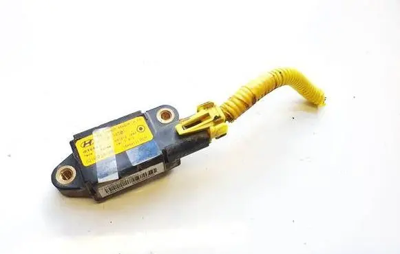 Hyundai Trajet Airbag deployment crash/impact sensor 959203a501