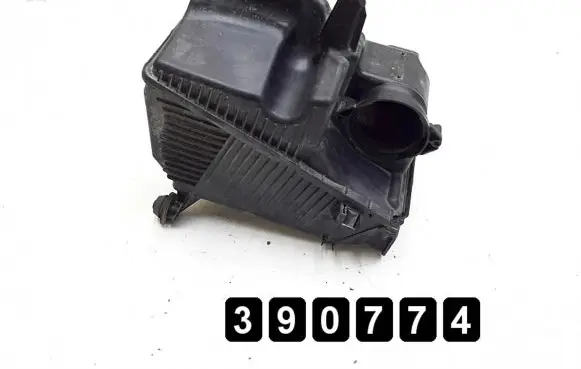 Renault Kangoo II Air filter box 8200788196