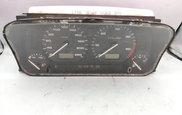 Volkswagen Golf III Speedometer (instrument cluster) 1H6919033BM
