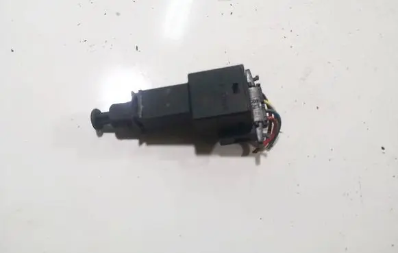 Volkswagen Golf IV Brake pedal sensor switch 