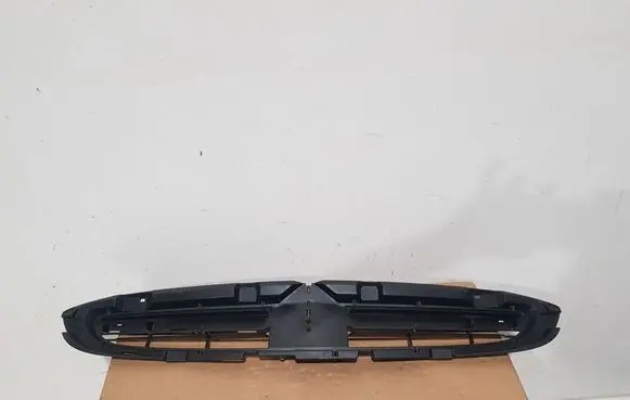 Citroen Xsara Picasso Quarter panel pressure vent 9637079777