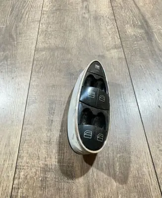 Electric window control switch