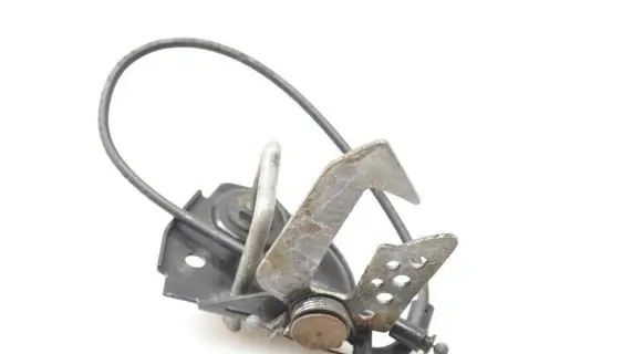 BMW 5 F10 F11 Engine bonnet (hood) release handle 7183763