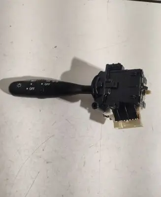 Toyota Yaris Indicator stalk 1736482