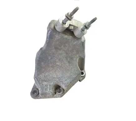 Dodge Charger Engine mounting bracket 04726029AB