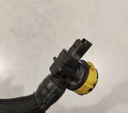 Breather/breather pipe/hose