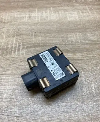 Volkswagen PASSAT B8 Distronic sensor radar 3Q0907561C 0203300670