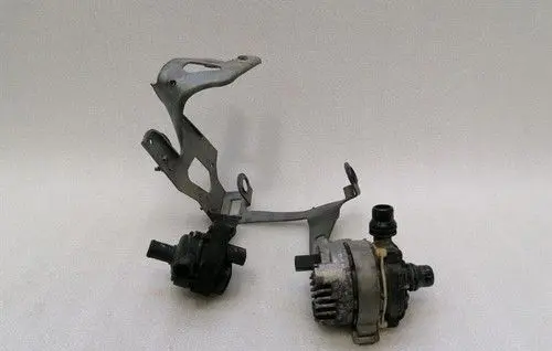 Mercedes-Benz E W213 Electric auxiliary coolant/water pump A0005002300