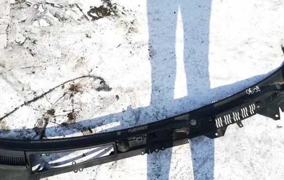 Fiat Croma Wiper trim 735387351