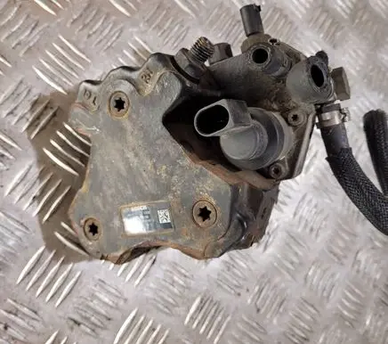 Mitsubishi Colt Fuel injection high pressure pump A6400700601 0445010096