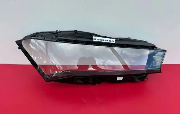 Skoda Superb B9 Headlight/headlamp 3P1941016