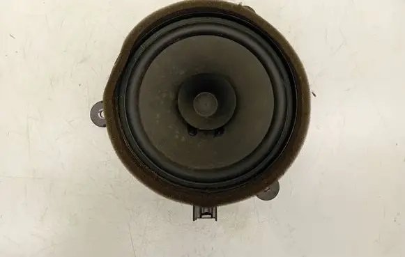 Volvo V50 Front door speaker 30752083 06W07