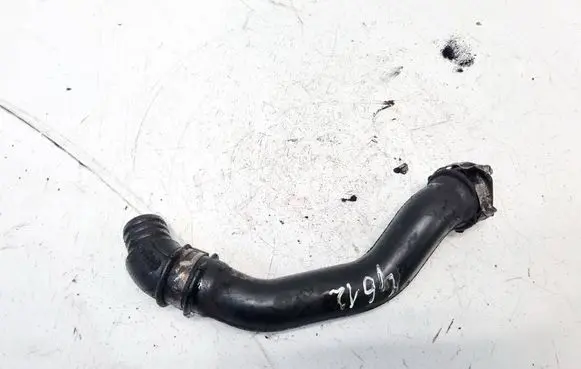 Ford Focus Breather hose/pipe 98FF6A886AD 98FF-6A886-AD